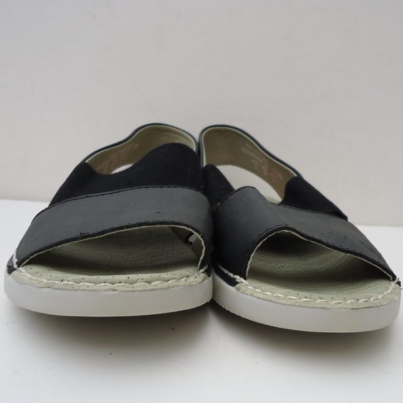 SIZE 8. Softinos leather sling back sandals . - Picture 4 of 16